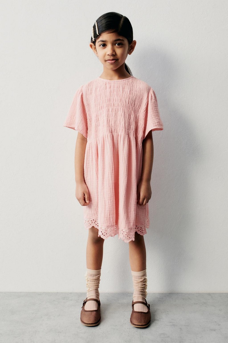 Zara được biết đến là thương hiệu quần áo trẻ em nổi tiếng tại Việt Nam