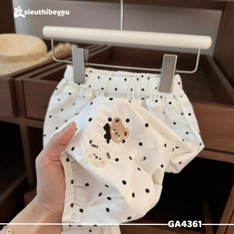 Set Áo Thun Tay Ngắn Họa Tiết Gấu Quần Dài