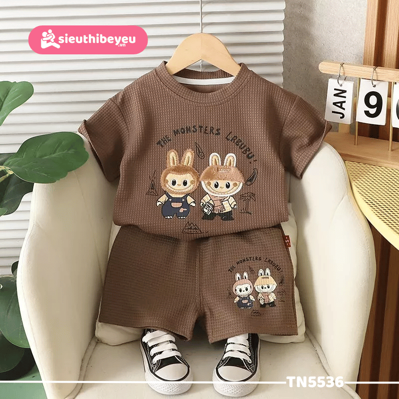 Set Đồ Bộ Áo Thun Tay Ngắn Quần Đùi Monster Labubu