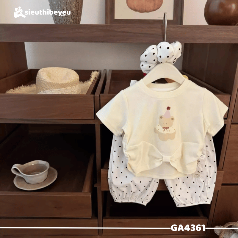 Set Áo Thun Tay Ngắn Họa Tiết Gấu Quần Dài