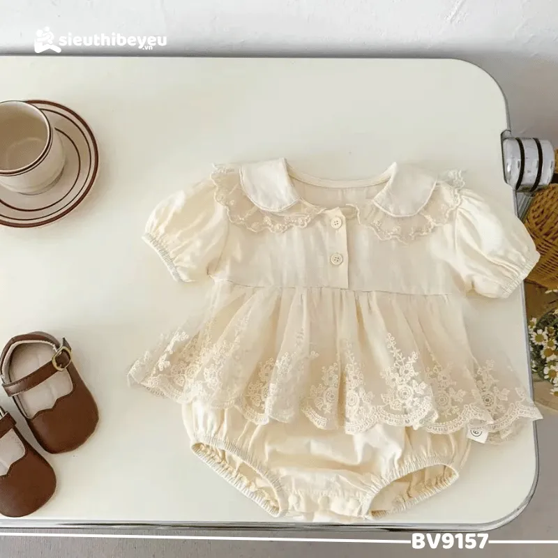 Body Váy Ren Cổ Peter Pan Màu Kem